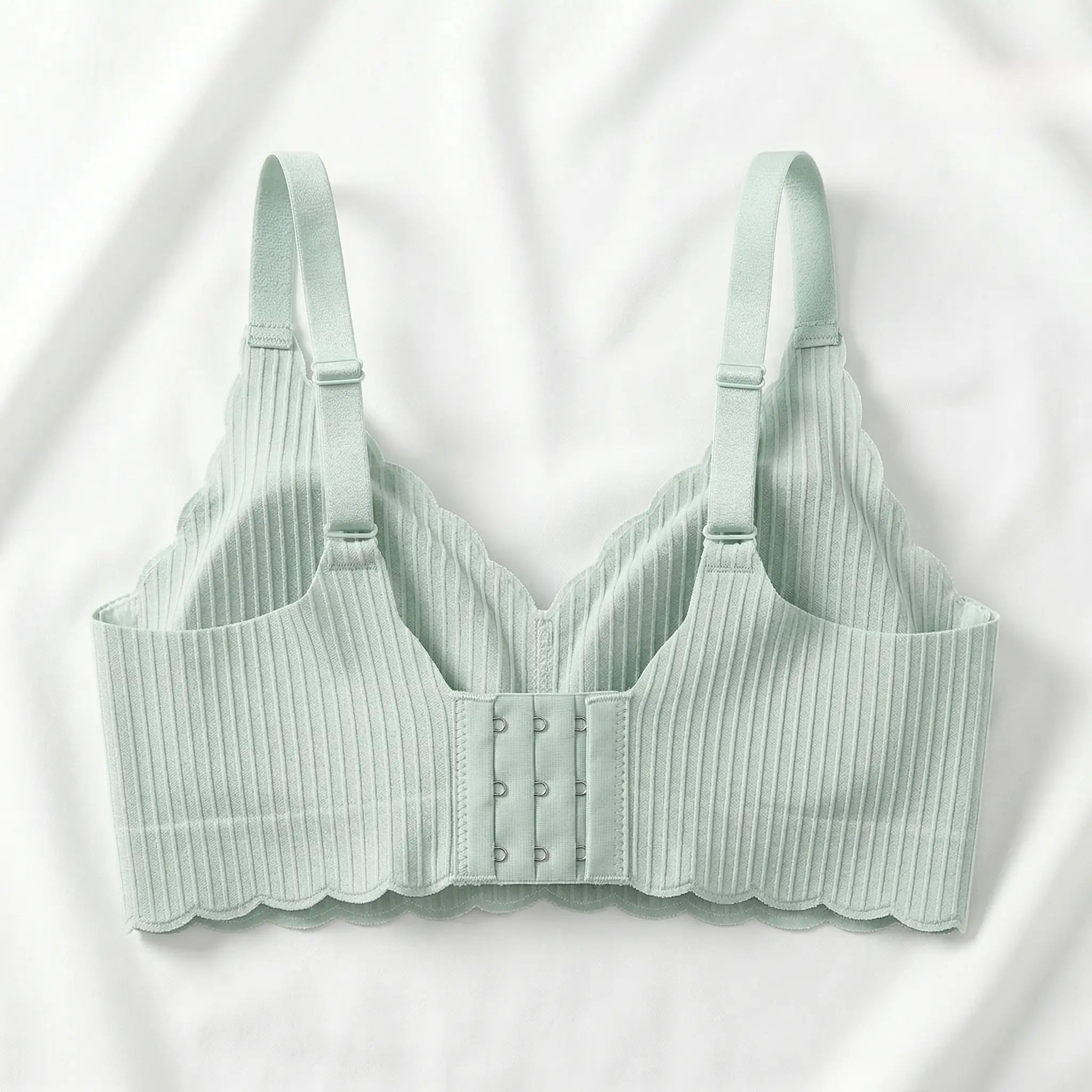 The Scalloped Rib Contour